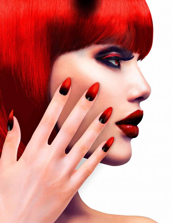 Photo du produit Faux ongles adhésifs noirs et rouges femme