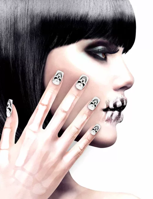 Photo du produit Faux ongles adhésifs squelette femme Halloween