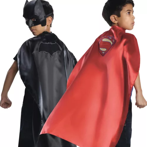 Photo du produit Cape réversible Batman VS Superman enfant