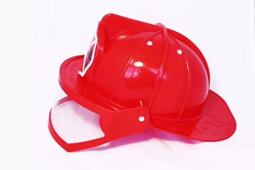 Photo du produit Casque pompier rouge avec visière adulte