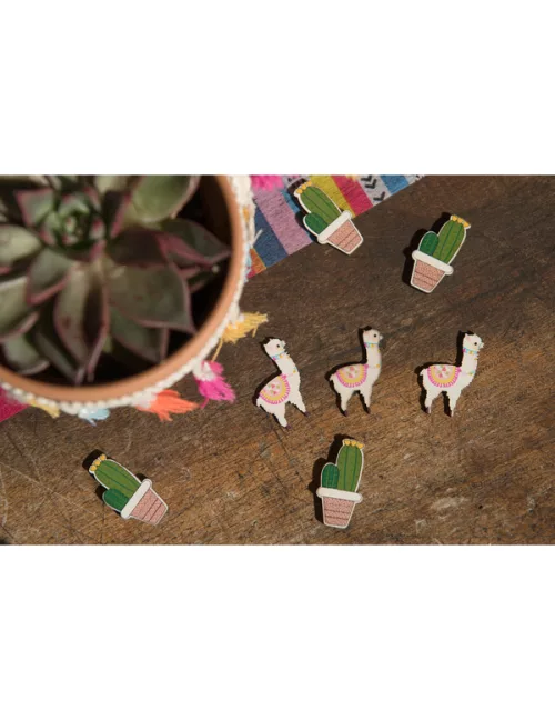Photo du produit 18 Confettis en bois Lama 3 x 4 cm