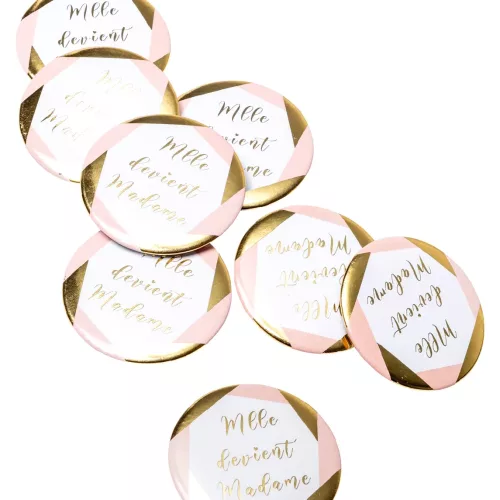 Photo du produit 8 Badges Mlle devient madame rose et doré 5 cm