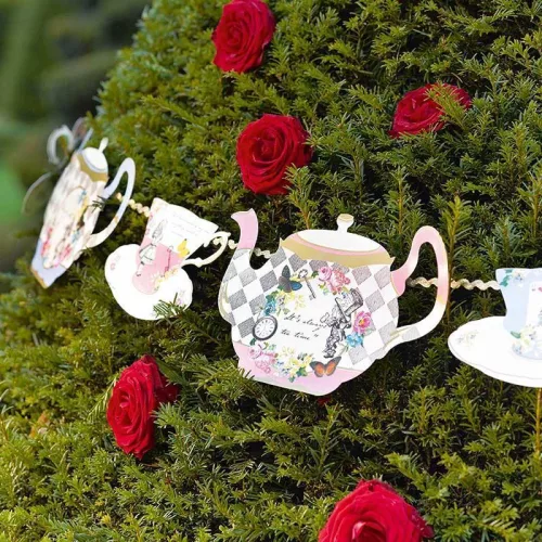 Photo du produit Guirlande en carton Alice au Pays imaginaire 3 m
