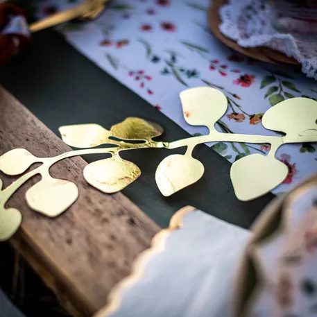 Photo du produit 6 Feuilles fougères et eucalyptus blanches et or 30 cm
