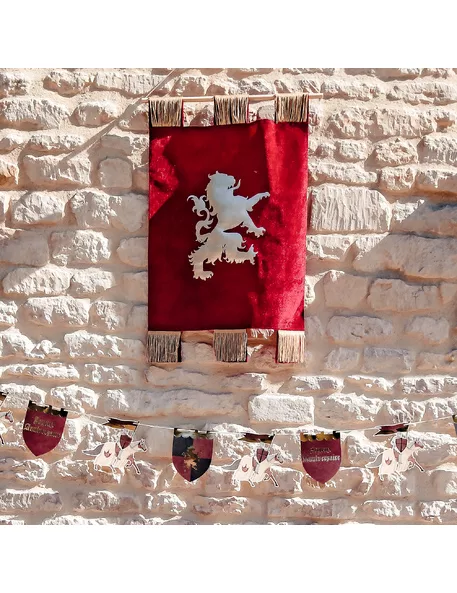Photo du produit Décoration blason velours bordeaux et or 50 x 80 cm