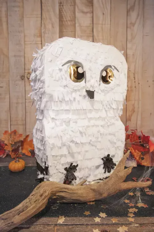 PINATA CHOUETTE BLANCHE APPRENTI SORCIER – Image 2