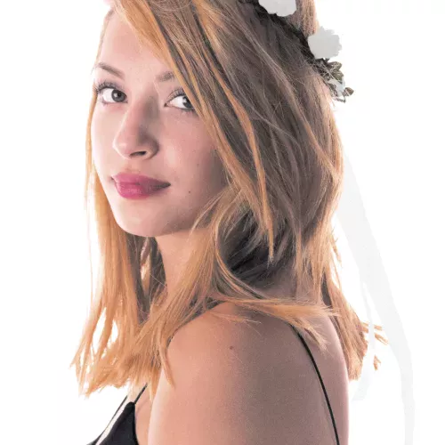 COURONNE DE FLEURS BLANCHES