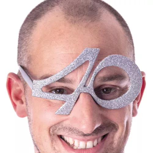 LUNETTES AGE 40