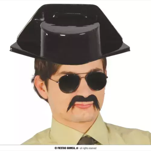 TRICORNE