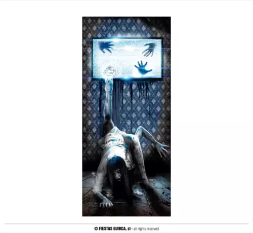 DÉCORATION DE PORTE TV EFFRAYANTE – Image 2